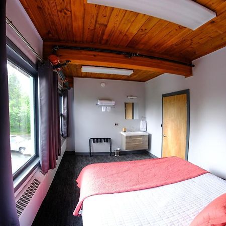 Seward Adventure Lodge Exterior photo